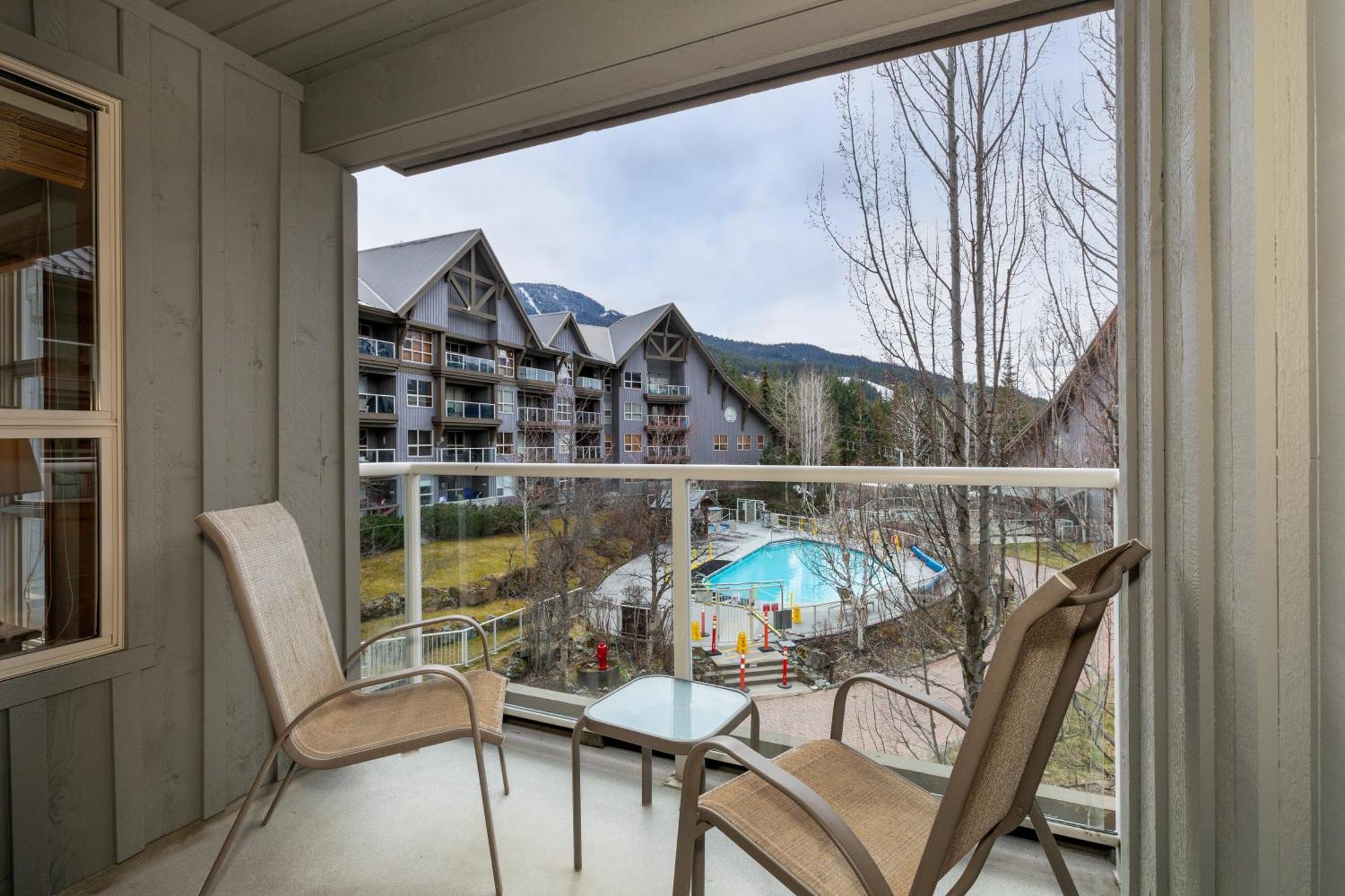 The Aspens By Whiski Jack Whistler Exterior photo